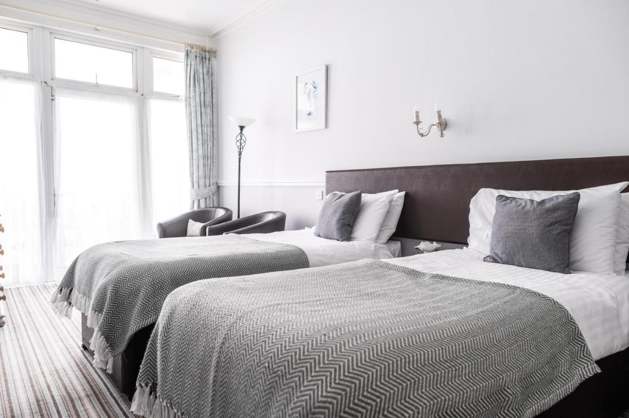 The Kingswood Hotel 3*